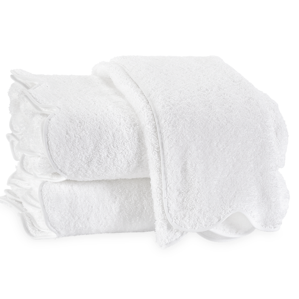 Scalloped Cairo Towel - White/White
