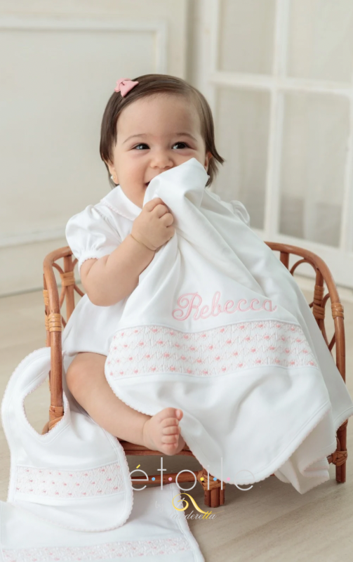 Ropita bordada para bebe sale