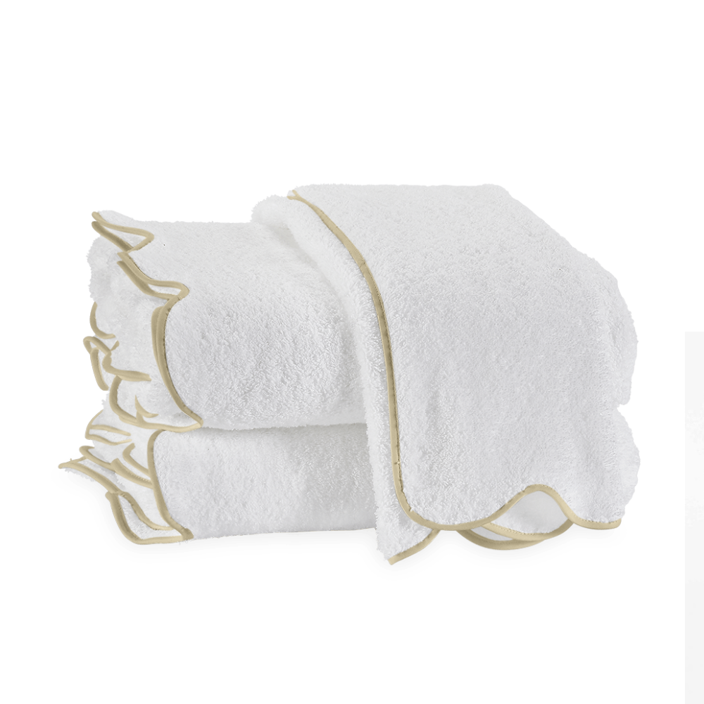 Scalloped Cairo Towel - White/Sand
